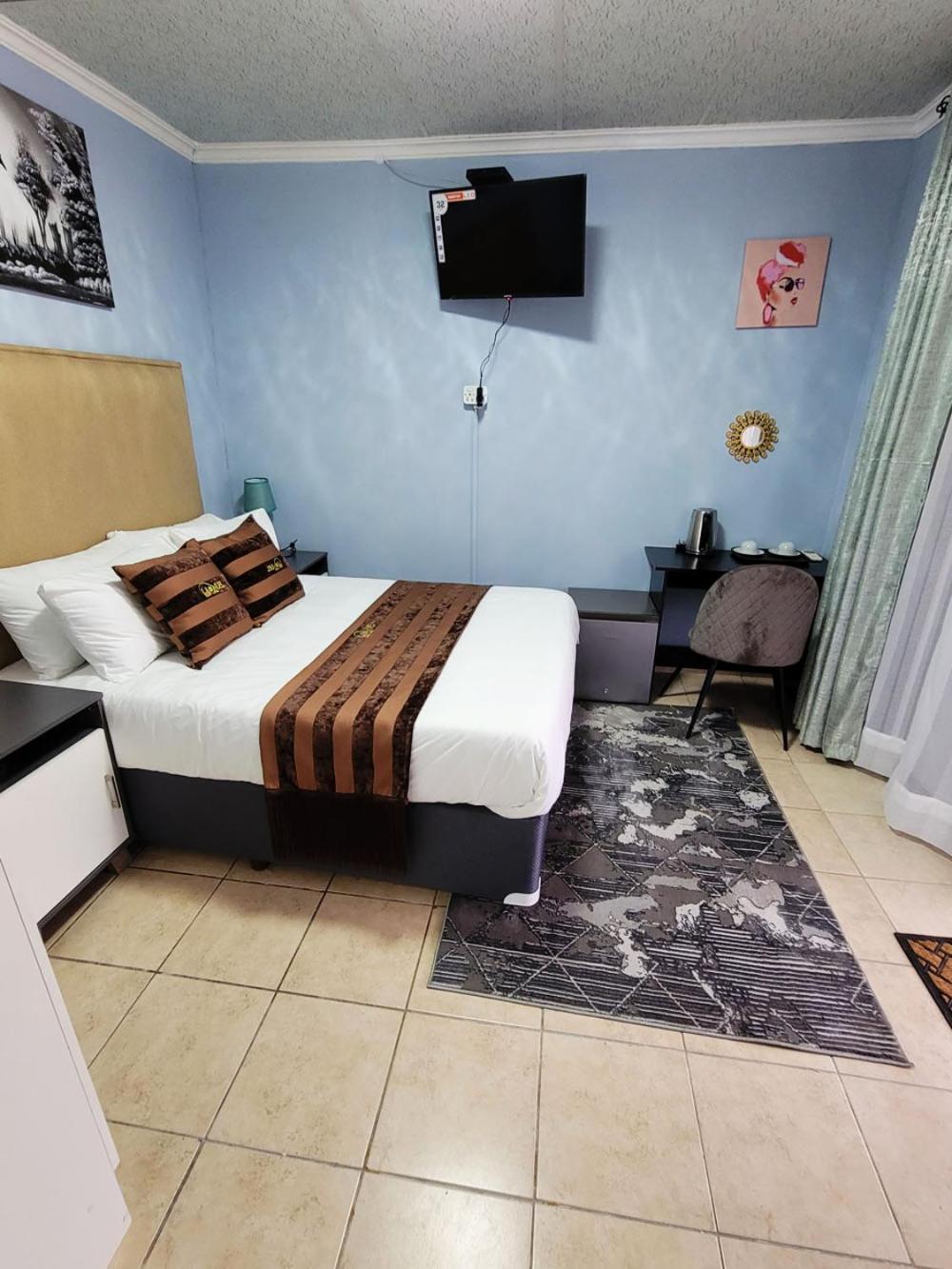 La-Nuel Guest Lodge Боксбург Экстерьер фото