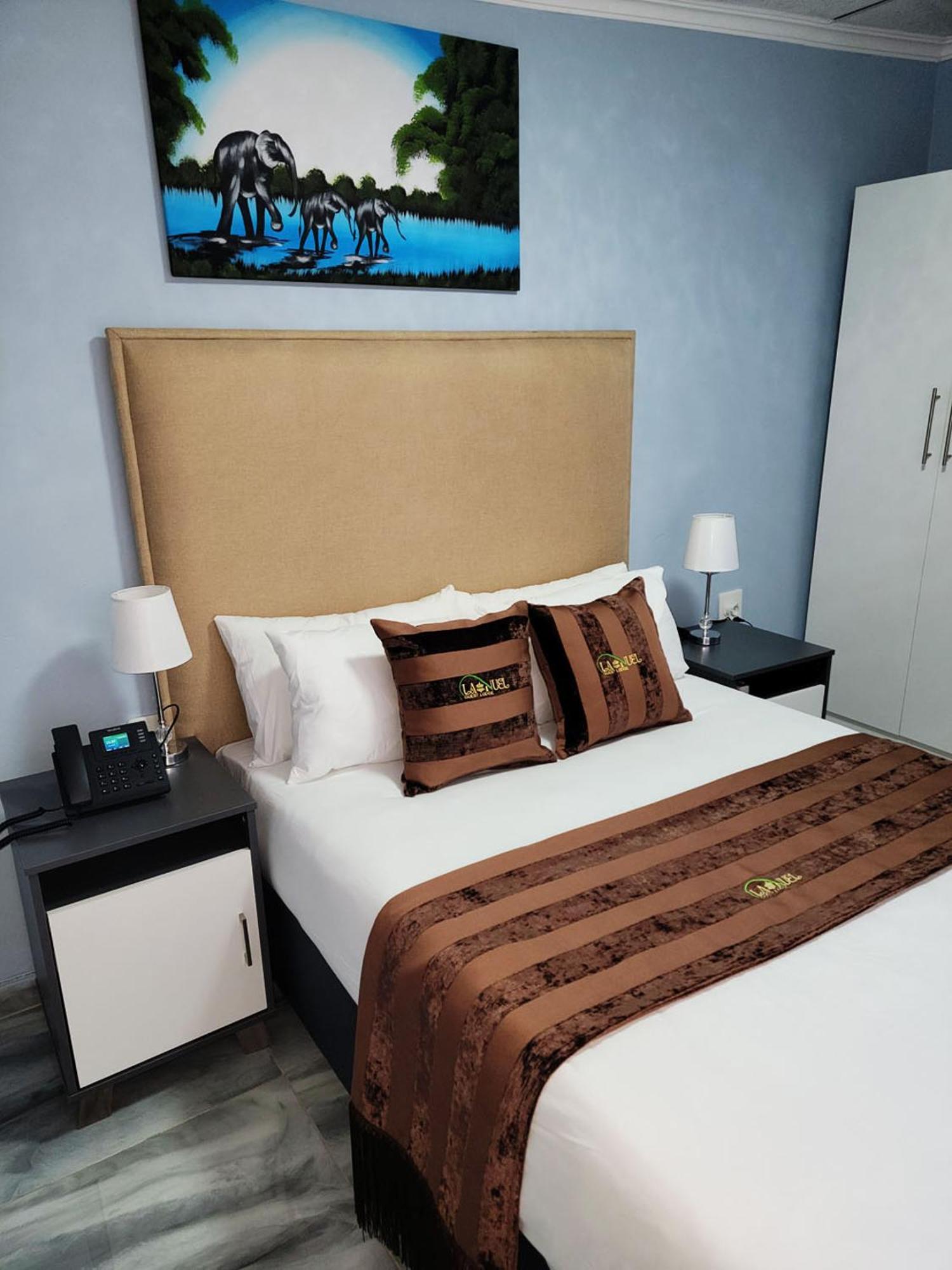 La-Nuel Guest Lodge Боксбург Экстерьер фото